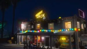 Fivem Yellowjack Reborn MLO V2 revitalizes the classic dive bar experience, offering a richly detailed and interactive environment for players to enjoy.